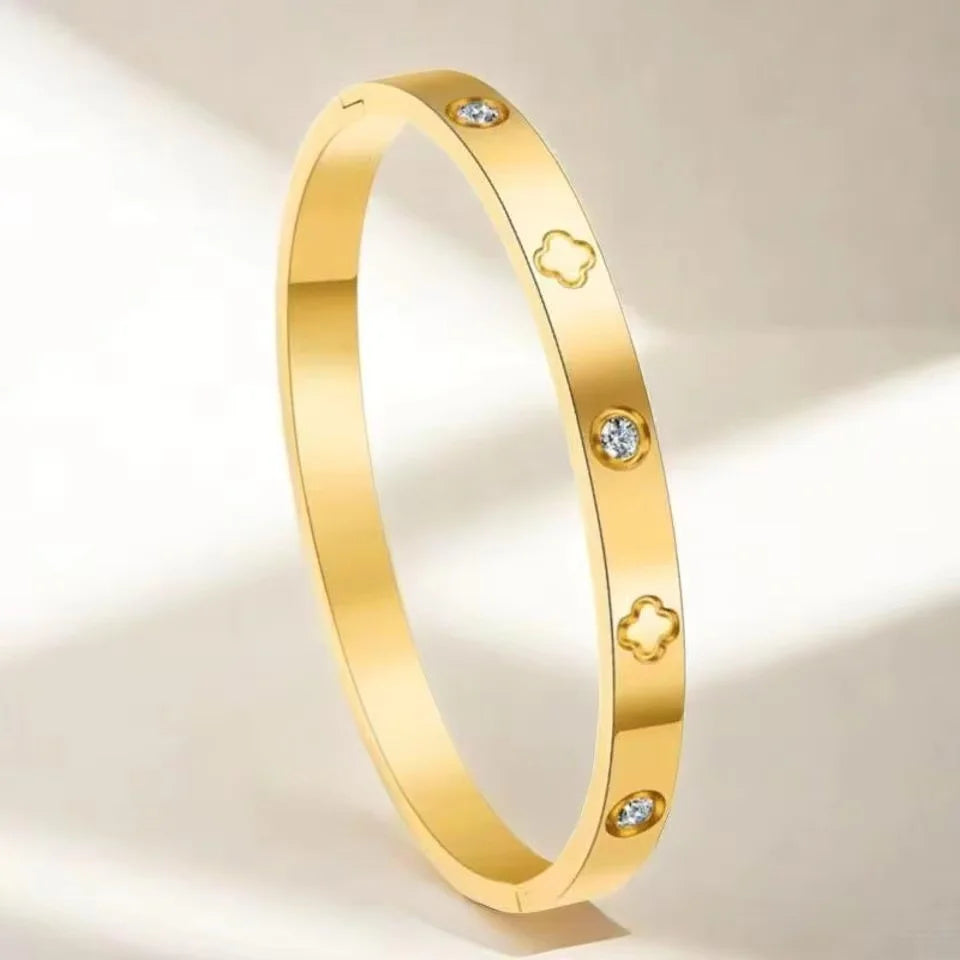 Elegant Zircon Clover Bangle – Women’s Stainless Steel Bracelet