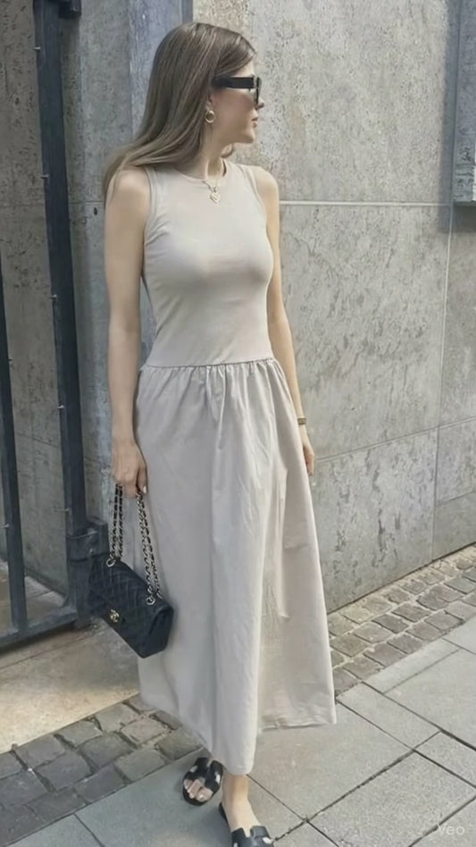 Elegant Sleeveless Long Dress – 2025 Spring Collection