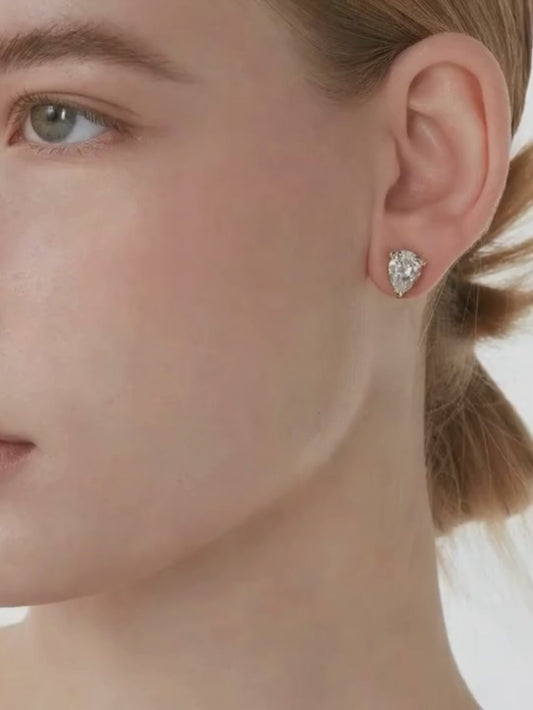 Pear Cut Moissanite Stud Earrings – GRA Certified 18K Gold S925 Silver